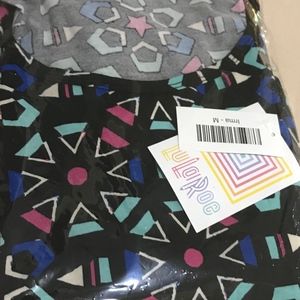 LuLaRoe Irma Top New with tags in pkg Size MED 039